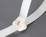 Фотография товара 'Fortisflex Стяжки нейлоновые с металлическим зубом КСЗ 8х200 (б) 74108'